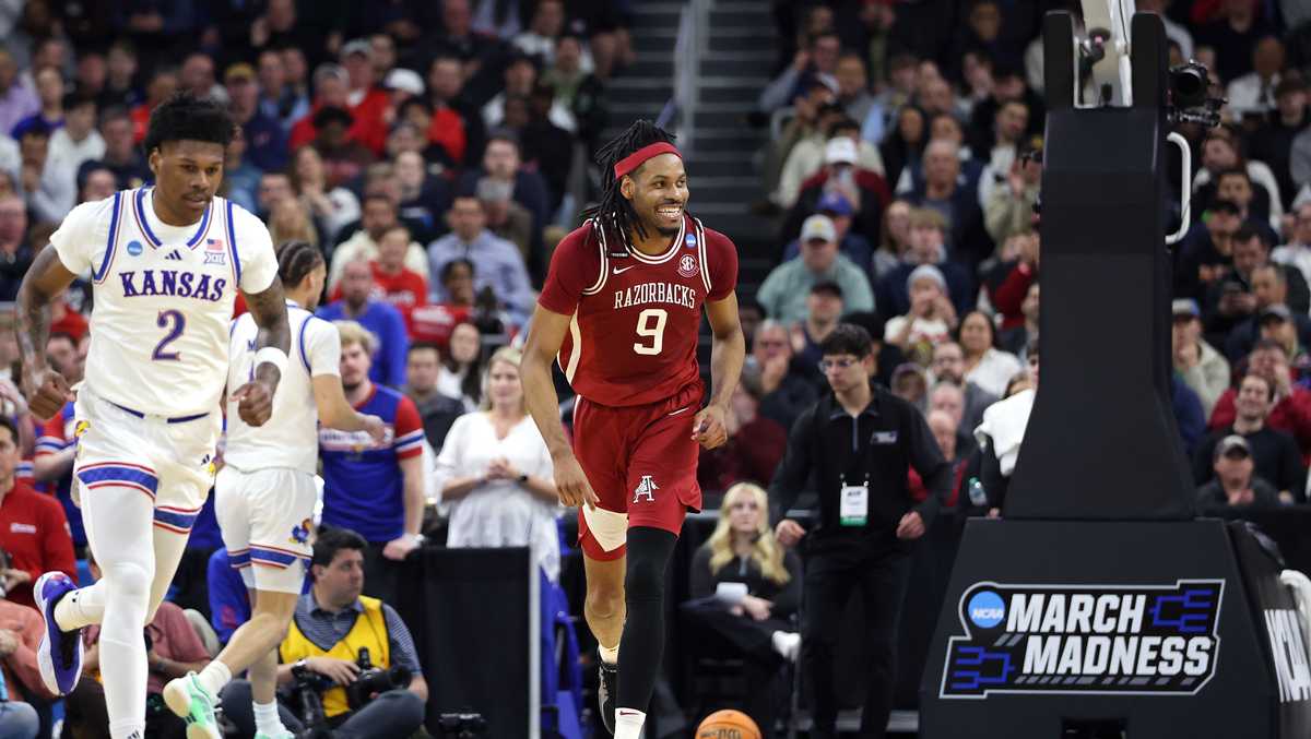 Hogs survive Kansas in first round of NCAA Tournament
