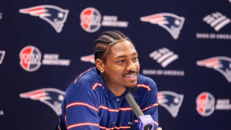 Foxborough, MA - March 28: New England Patriots WR Stefon Diggs smiles during his introductory press conference. (Photo by John Tlumacki/The Boston Globe via Getty Images)