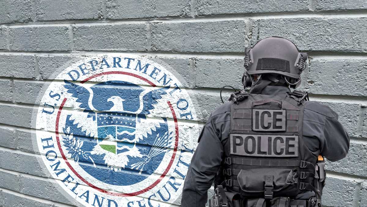 Construction workers detained by ICE in Hardwick