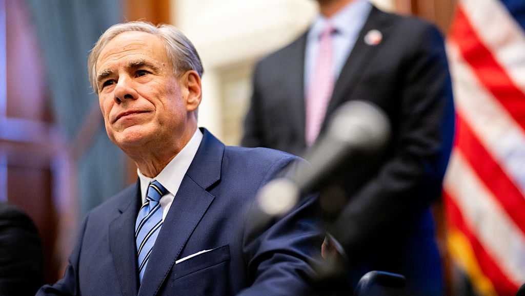JB Pritzker speaking