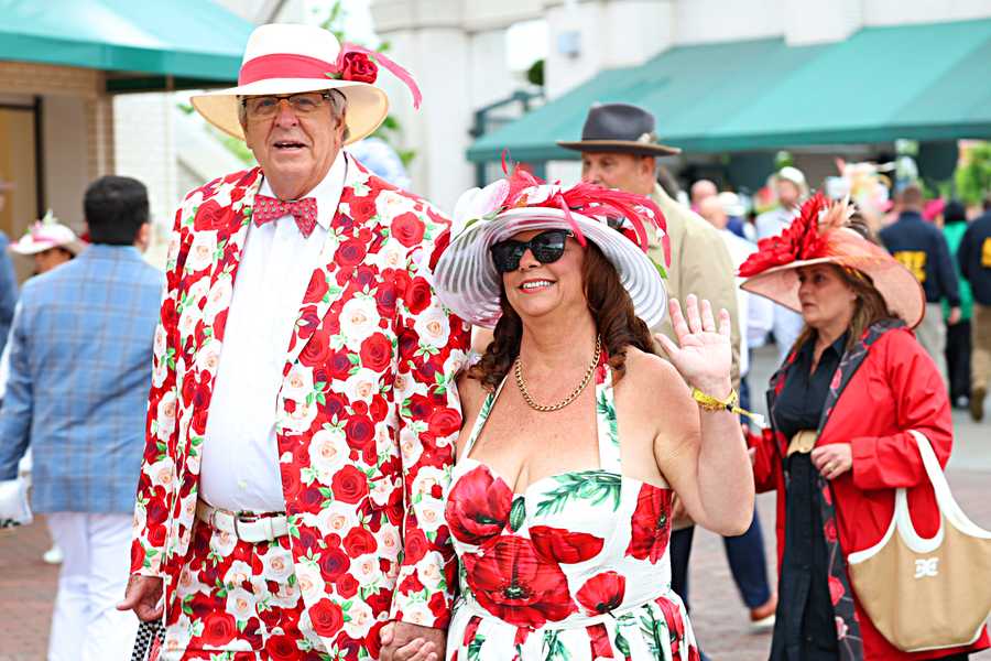 HORSE RACING: MAY 03 Kentucky Derby LOUISVILLE, KY - MAY 03: Fans show off their fashions before the 151st running of the Kentucky Derby on May 3, 2025, at Churchill Downs in Louisville, Ky. (Photo by Jeff Moreland/Icon Sportswire via Getty Images)