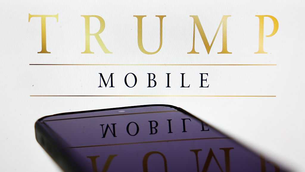 Trump family says it's launching a mobile phone company, Trump Mobile