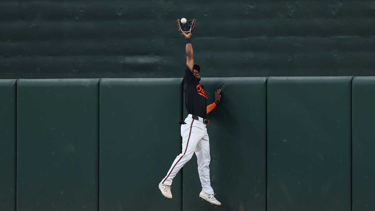 Oriolesは、MLB貿易の締め切りの日に消火セールを継続します