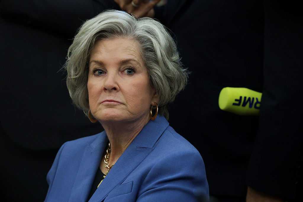 White House chief of staff Susie Wiles has early-stage breast cancer, Trump announces