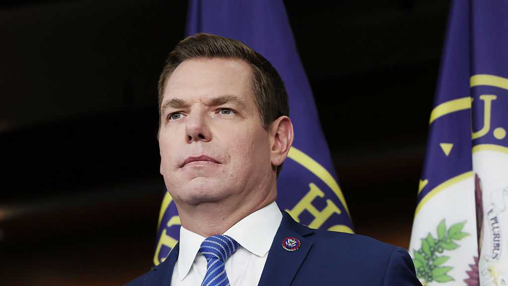 Bay Area Rep. Eric Swalwell announces run for California governor