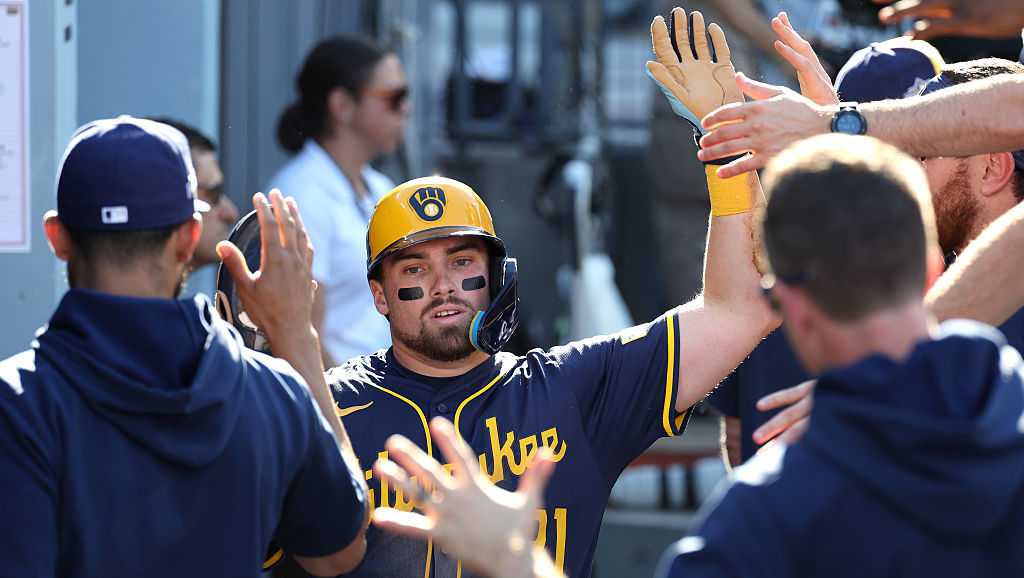 Brewers trade Durbin to Red Sox for 3 players, sources tell ESPN