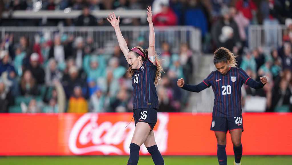 Cincinnati native Lavelle scores again as USWNT cruises past New Zealand