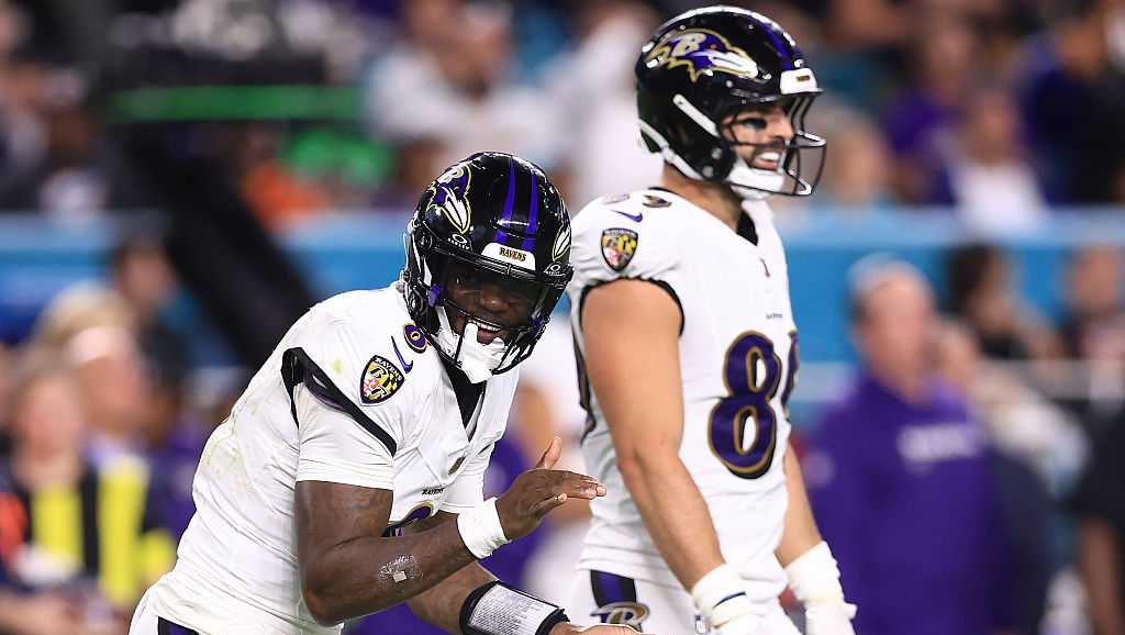 Baltimore Ravens win second consecutive game with 28-6 victory over Miami on TNF