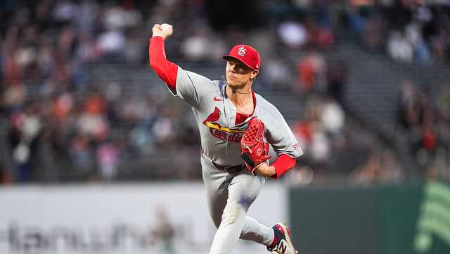 Red Sox acquire 3-time All-Star pitcher from St. Louis