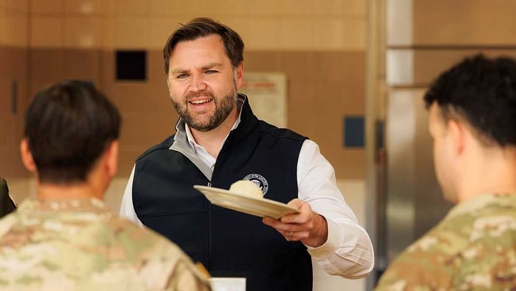 Vice President Vance visits Fort Campbell in Kentucky ahead of Thanksgiving