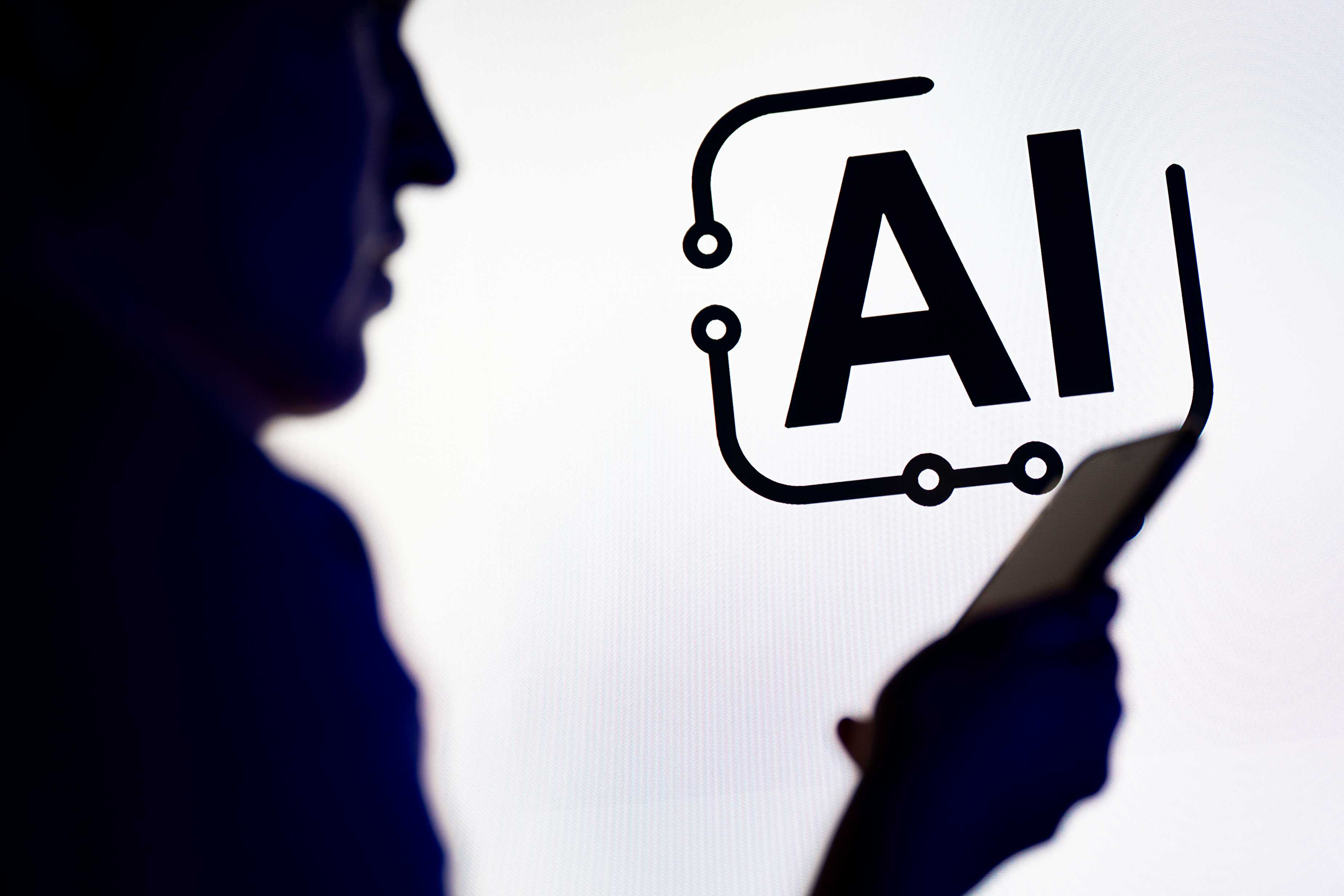 These photos of F-15 airmen being rescued from Iran aren’t real