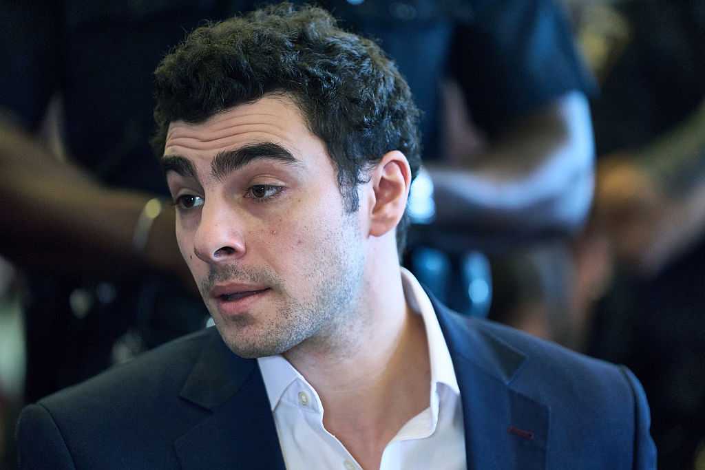 wcvb.com - MICHAEL R. SISAK and LARRY NEUMEISTER Associated Press - Federal judge to hear Luigi Mangione's bid to block death penalty in UnitedHealthcare CEO killing