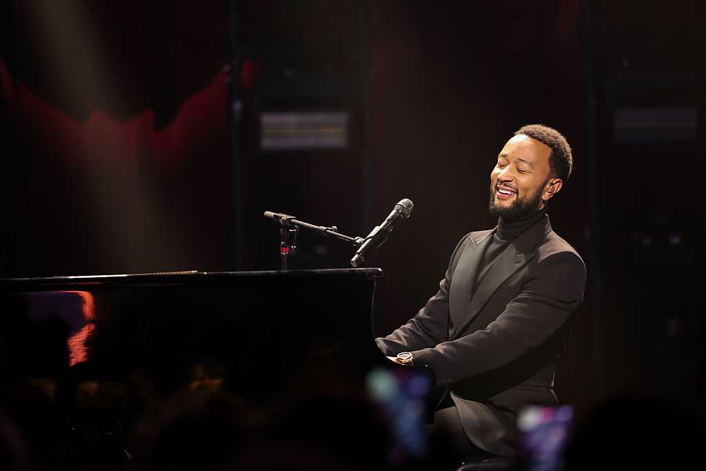 Tickets on sale Friday for John Legend's Fort Myers concert - WBBH