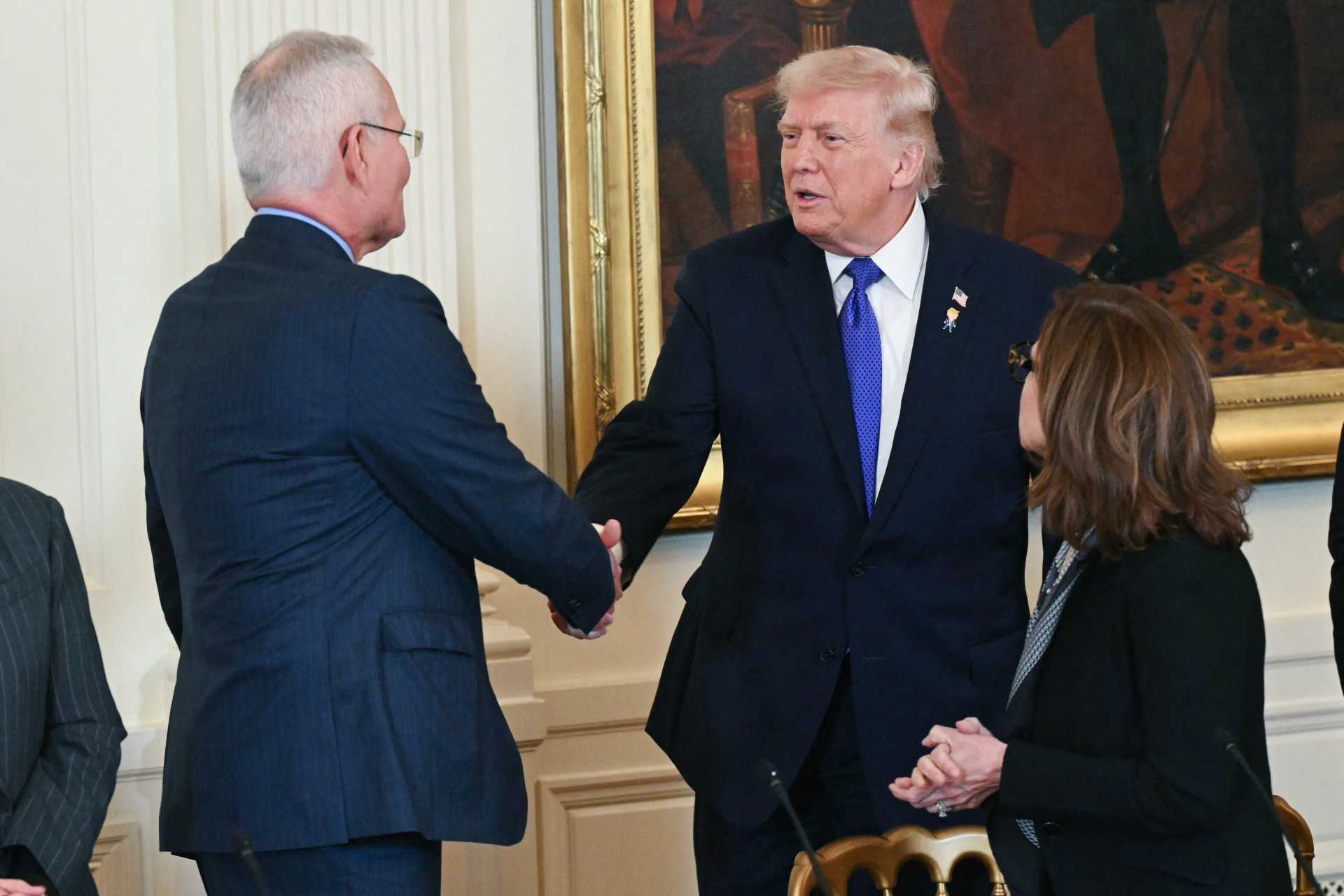 koco.com - Christopher Salas - President Trump asks oil giants for $100B to restart Venezuela's oil industry