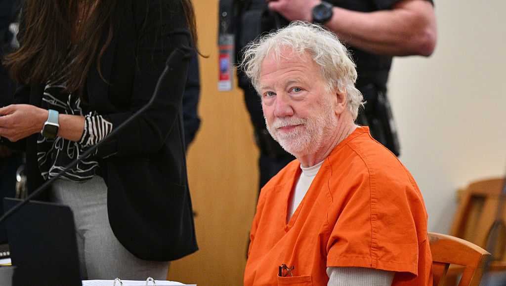 Judge orders release of actor Timothy Busfield from jail pending child sex abuse case in New Mexico