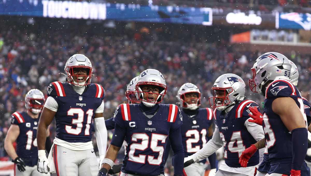 LIVE: Patriots taking on Texans in AFC Divisional Round