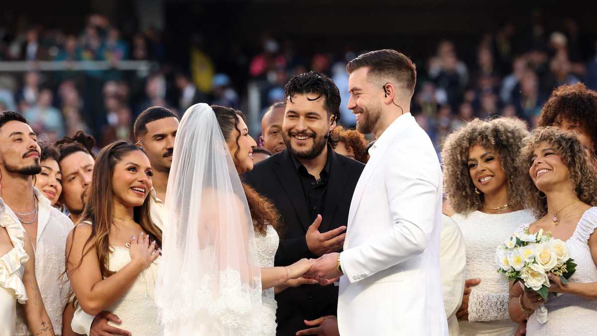 California pastor performs real wedding during Bad Bunny's Super Bowl halftime show