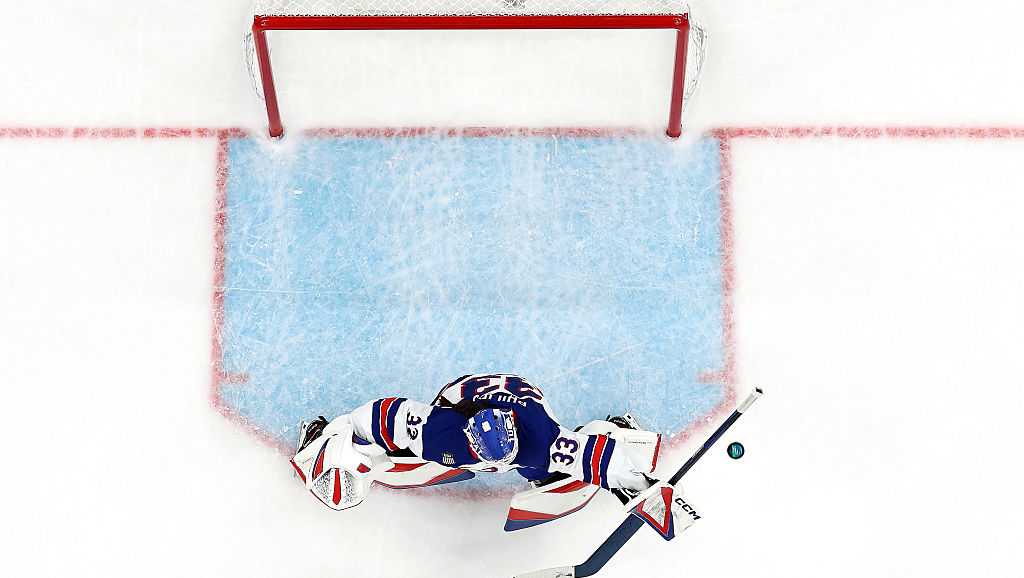 Ohio native Philips posts shutout as United States beats Switzerland in Olympics