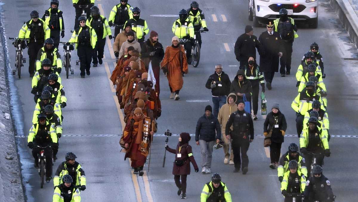 Buddhist monks peace walk nears end in Washington, DC