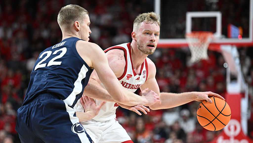 Nebraska basketball falls out of top 10 in latest AP poll