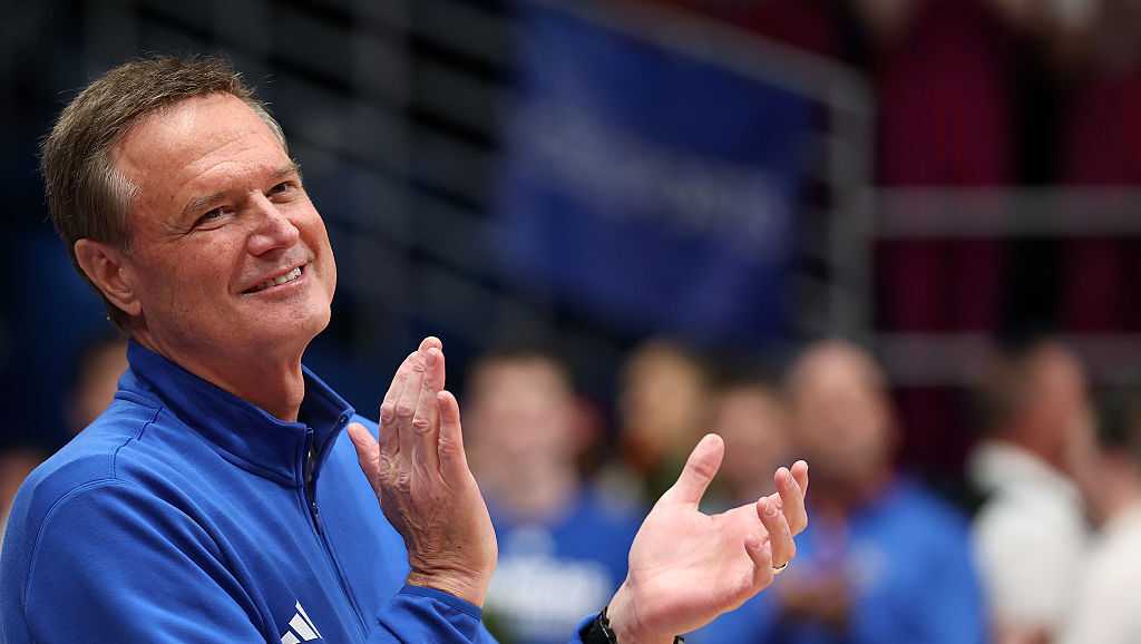 Bill Self to return as Kansas basketball coach after retirement talk