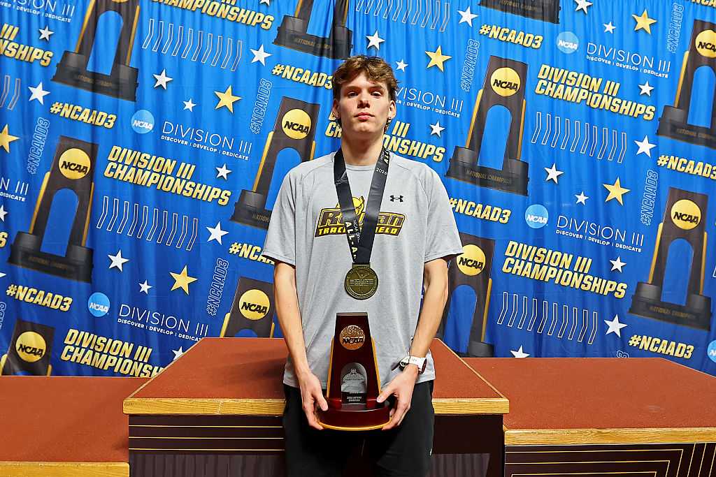 Former Iowa State runner at center of doping controversy after dominating D-III championships