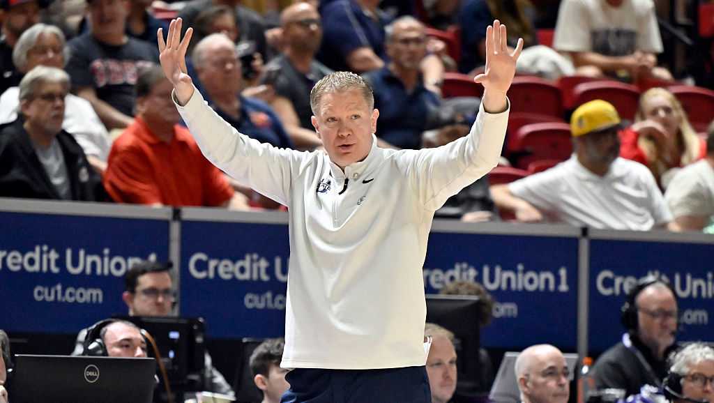 Bearcats hire Jerrod Calhoun as next men's basketball coach