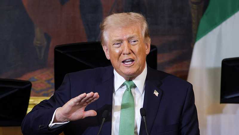 Trump threatens to deploy ICE agents to airports Monday if funding deal isn't reached