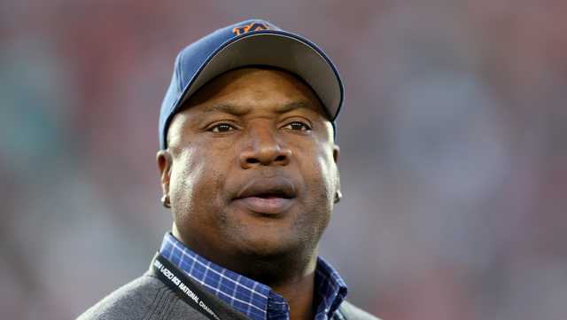 Bo Jackson awarded $21 million in blackmail, stalking case - Vimarsana News