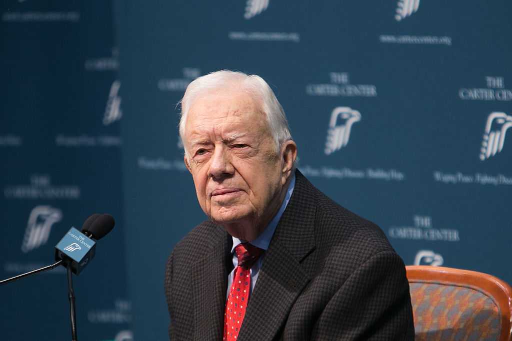Former President Jimmy Carter to receive hospice care at home following series of hospital stays