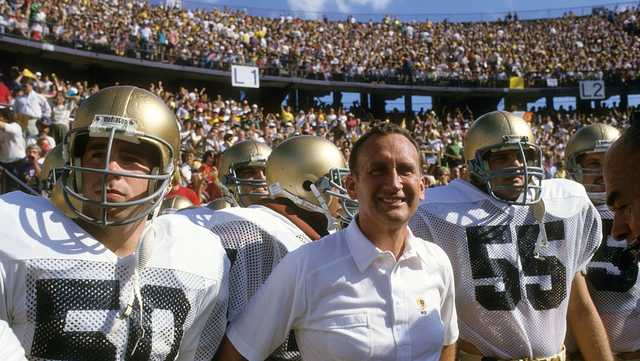 Gerry Faust, former football coach at Moeller and Notre Dame, dies at 89