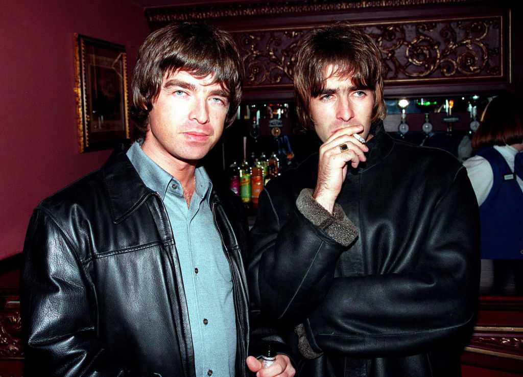 Liam & Noel Gallagher 2作セット Liam and Noel Gallagher - Oasis – Blue Surf Art