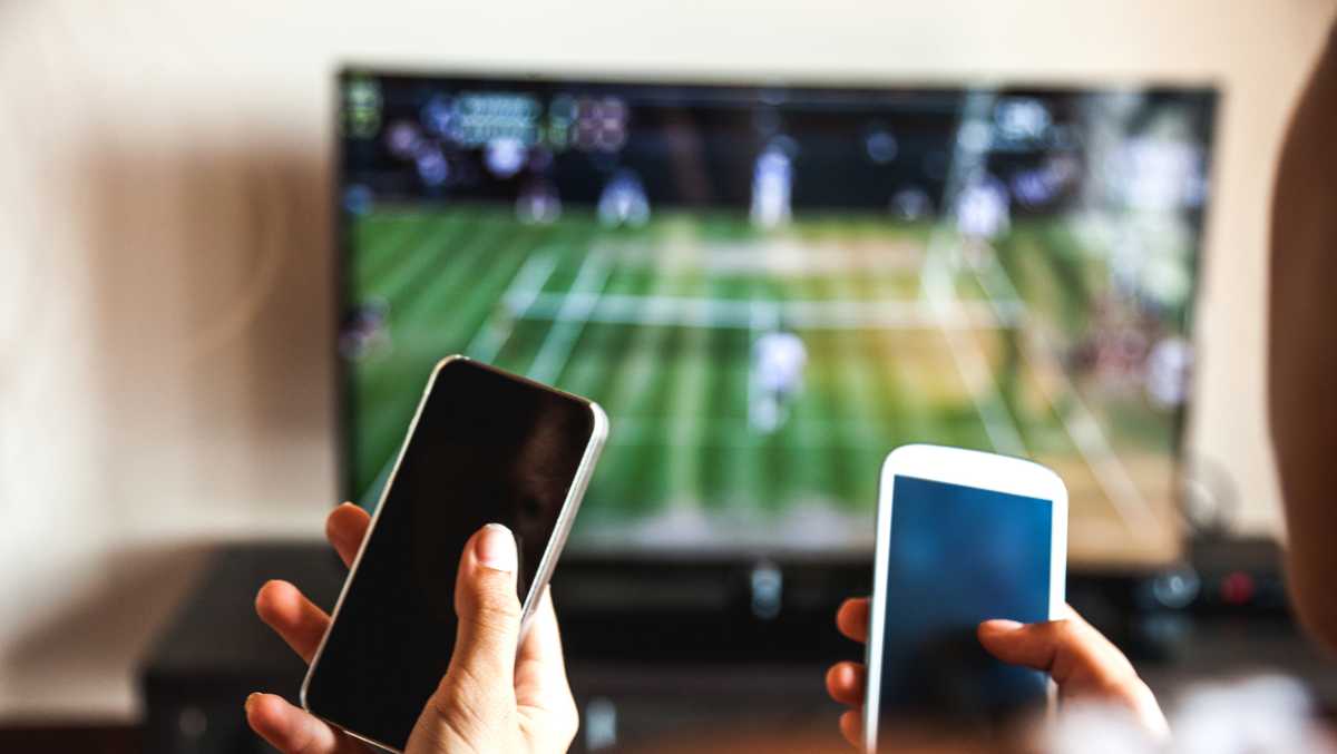 Fanatics Begins Streaming NFL Games In Sports Betting App - Legal Sports  Report