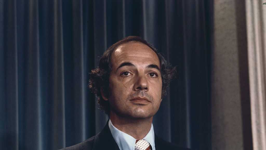 Ron Nessen, press secretary to President Ford