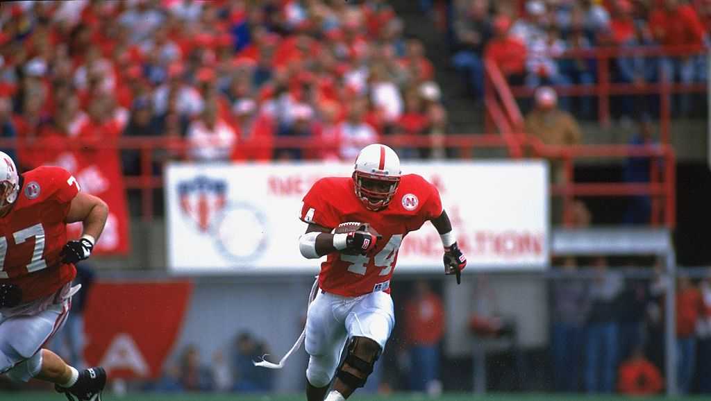 Former Nebraska Football standout Calvin Jones dies at 54