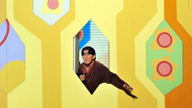 Comedy sketch player Ruth Buzzi, known for her work on 'Laugh-In' and 'Sesame Street,' dies at 88