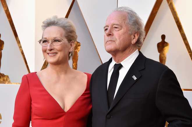 HOLLYWOOD,&#x20;CA&#x20;-&#x20;MARCH&#x20;04&#x3A;&#x20;&#x20;Meryl&#x20;Streep&#x20;&#x28;L&#x29;&#x20;and&#x20;Don&#x20;Gummer&#x20;attend&#x20;the&#x20;90th&#x20;Annual&#x20;Academy&#x20;Awards&#x20;at&#x20;Hollywood&#x20;&amp;amp&#x3B;&#x20;Highland&#x20;Center&#x20;on&#x20;March&#x20;4,&#x20;2018&#x20;in&#x20;Hollywood,&#x20;California.&#x20;&#x20;&#x28;Photo&#x20;by&#x20;Jeff&#x20;Kravitz&#x2F;FilmMagic&#x29;