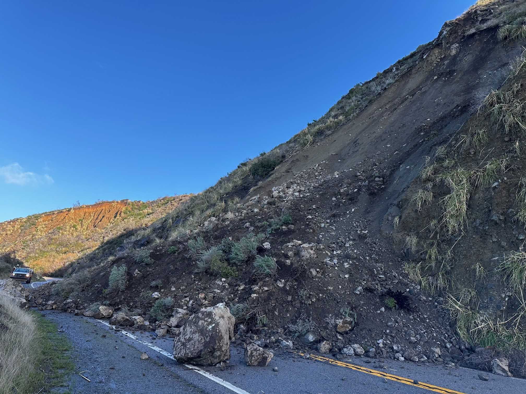 Slide on Highway 1 in Big Sur moves closure north of Paul s Slide