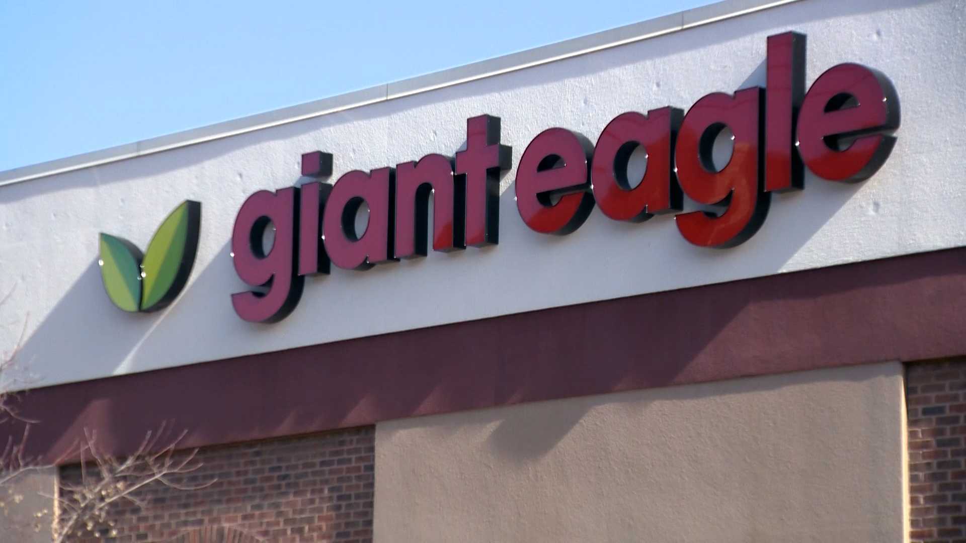 Giant Eagle open Thanksgiving