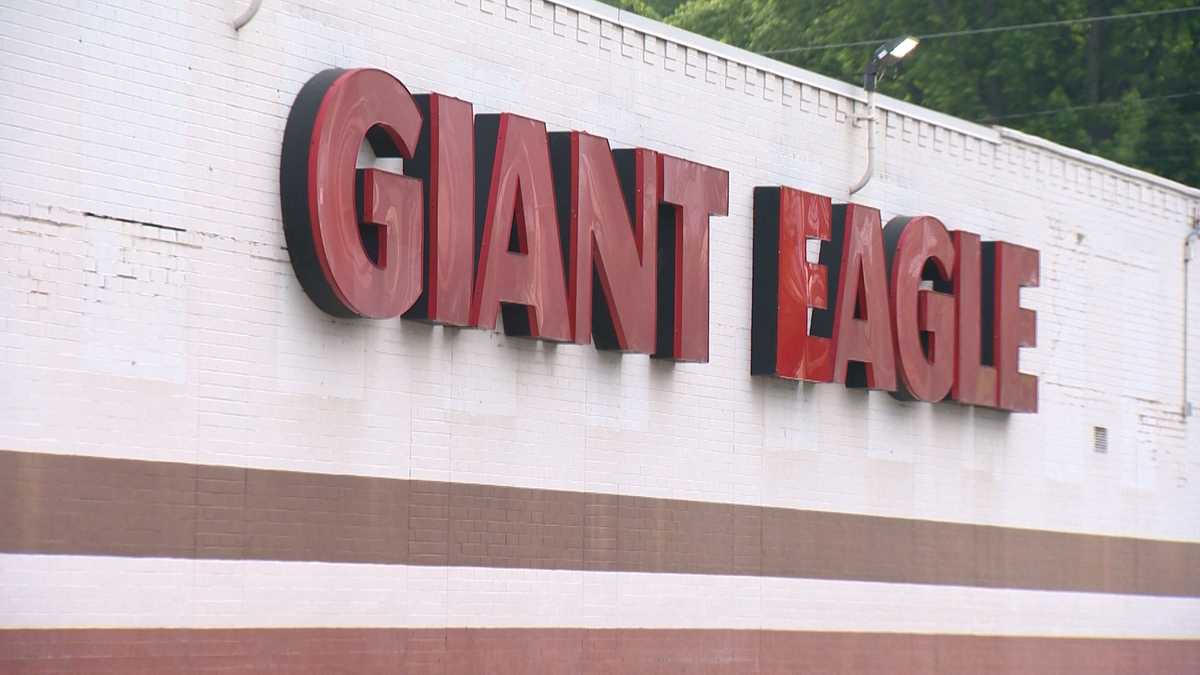 Giant Eagle closing in West Newton, Pennsylvania