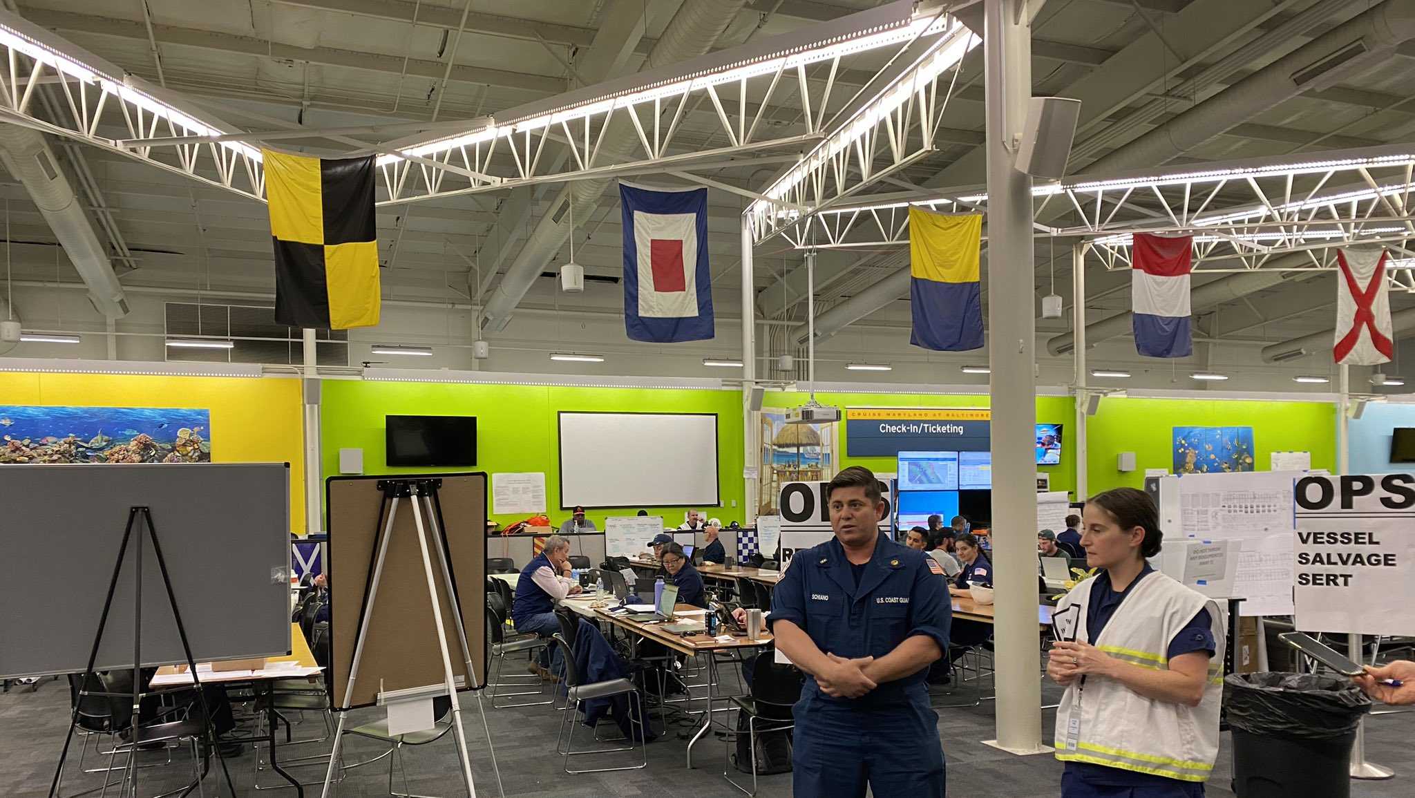 11 News tours Unified Command after Key Bridge collapse - Vimarsana News