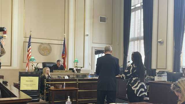 Sister of former Bengals player reaches plea deal after shooting of teen outside home - Vimarsana News