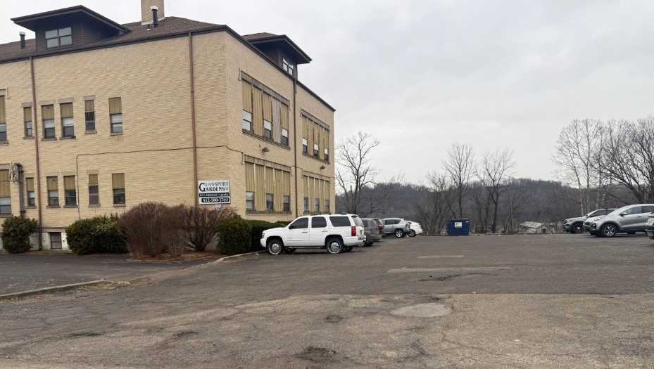 Person injured after stabbing at Glassport apartment building