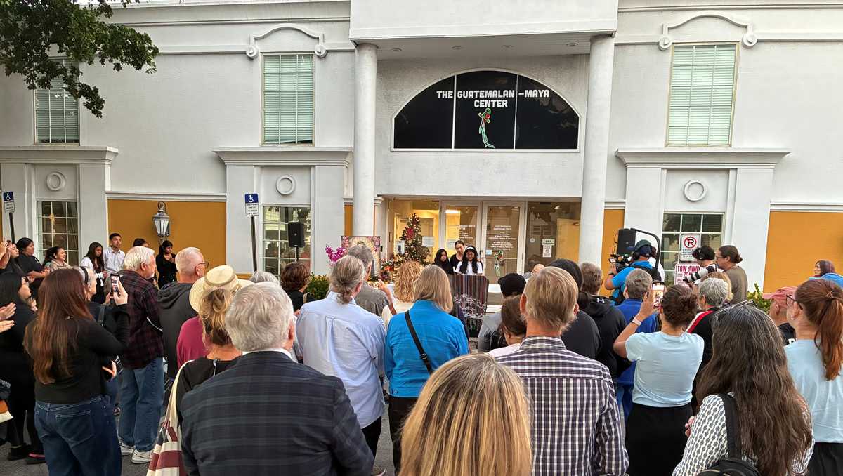 Lake Worth Beach vigil highlights impact of immigration policies on children