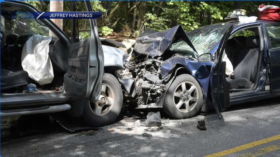 Police looking for driver who fled from head-on crash in Goffstown