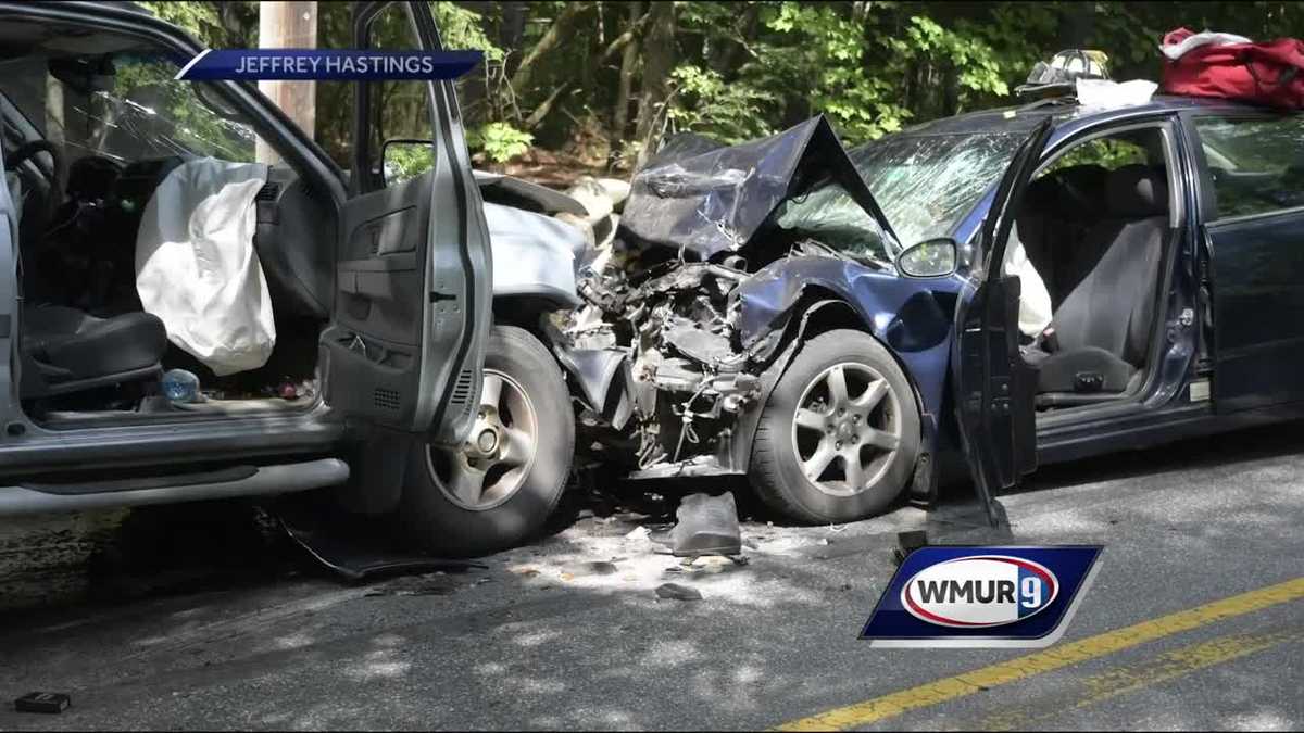 Goffstown police search for driver accused of running from scene of crash