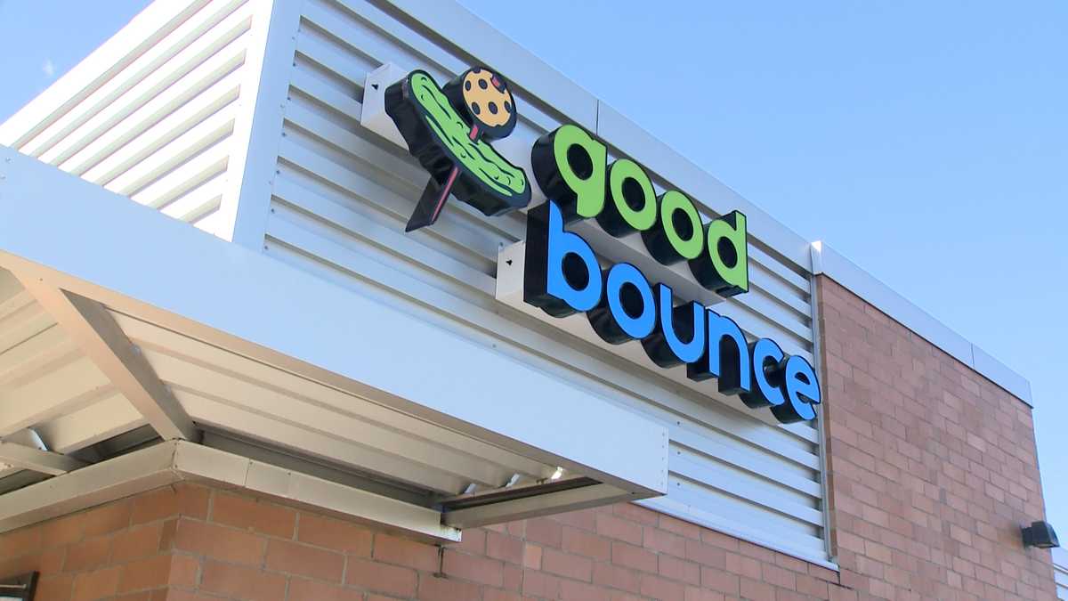 Pickleball and 'eatertainment' venue plans to open in Louisville this