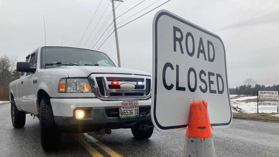 Crash brings down pole, wires down; Roadway closed in Gorham