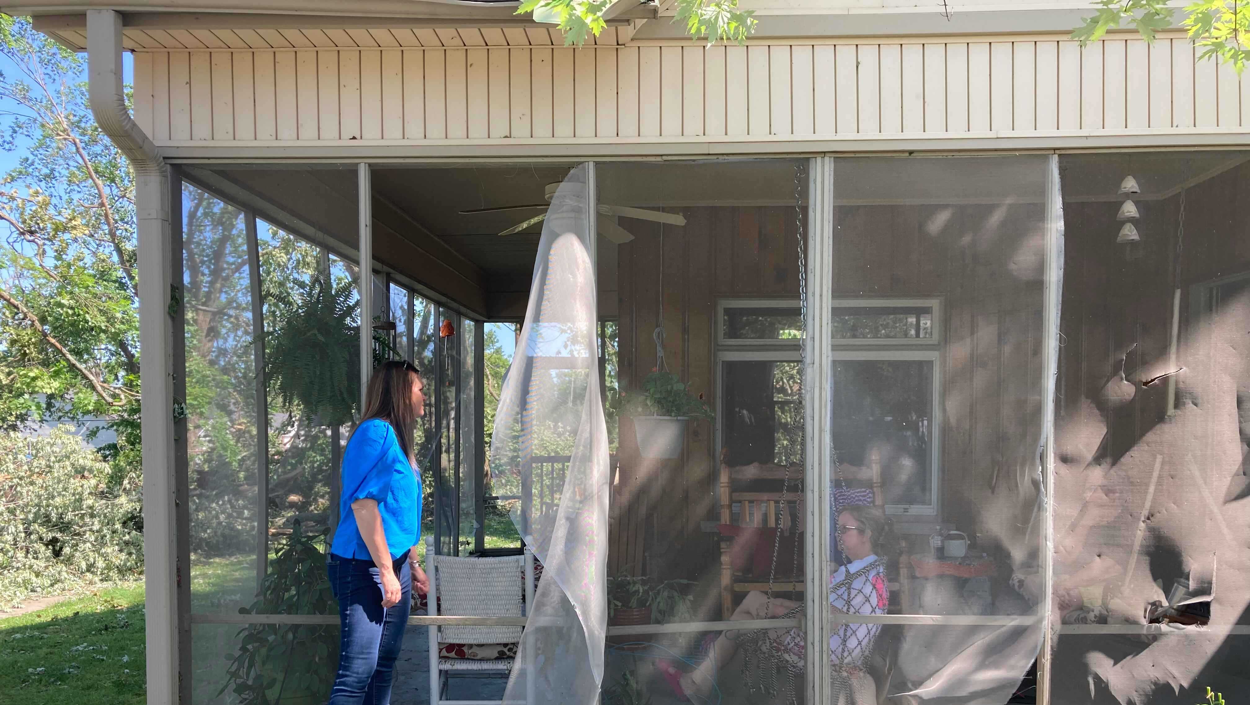 Gov. Sanders, Rep. Womack, Sen. Boozman in NWA touring storm damage - Vimarsana News