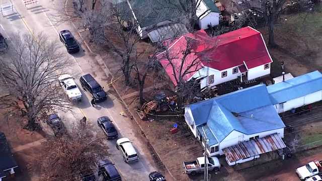 Oklahoma troopers injured after shots fired during Gracemont standoff - Vimarsana News